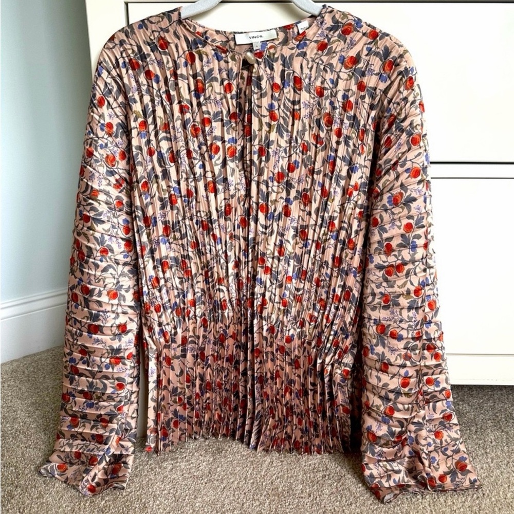 Vince Multicolor Floral Blouse Women’s
Size: XL - Picture 4 of 13